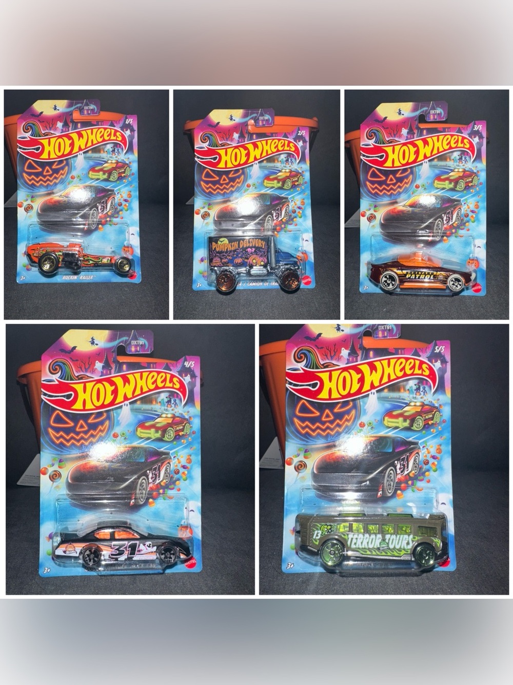 2026 Hot Wheels Halloween series, complete series, all 5 cars. NWT